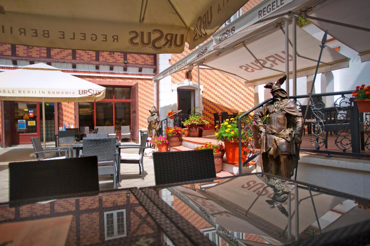 Hotel Bastion ซินายา ภายนอก รูปภาพ