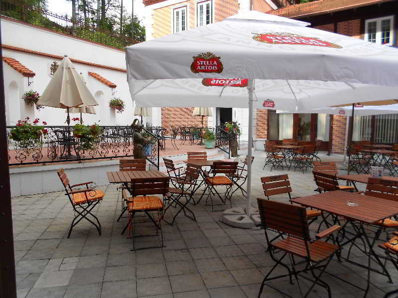 Hotel Bastion ซินายา ภายนอก รูปภาพ